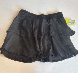 Girls' Tiered Ruffle Knit Skort, Black, Size XL (14)
D1